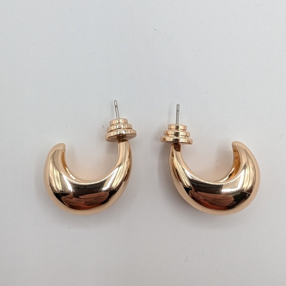 Gold Tone Chunky Crescent Hoop Earrings Polished Tapered Statement‎ Studs